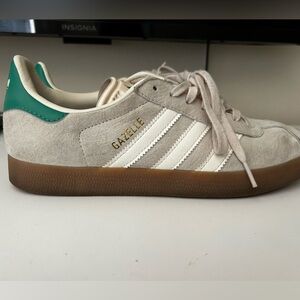 adidas gazelle size 8.5
